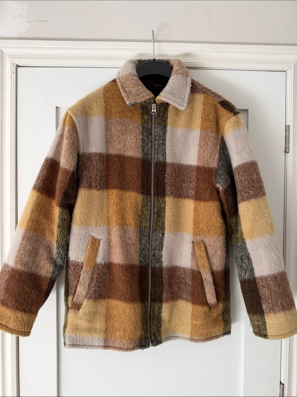 H&M Men's Plaid Faux Fur Zip Jacket in Brown, Tan & Yellow